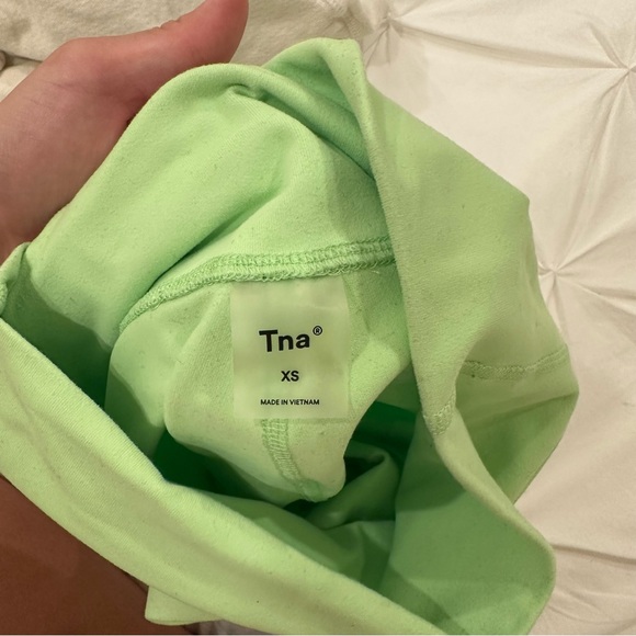 Aritzia Bright Green Biker Shorts - Picture 2 of 2